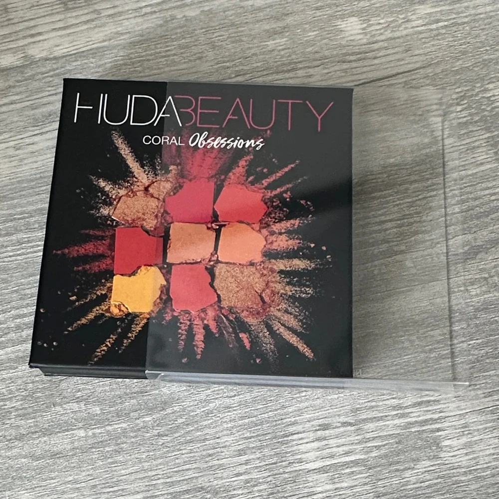 NWOT HUDA BEAUTY Bold Eyeshadow Palette - Red, Pink, Orange, Yellow - Picture 3 of 3